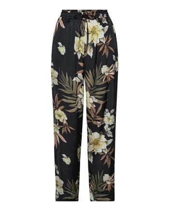 Karmamia Garcia Bukser Dahlia Flower