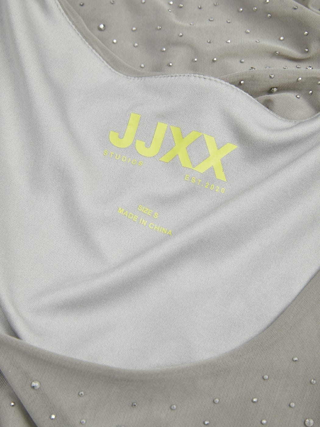 JJXX_Kia_Shine_Top_M_Rhinsten_Grey_Flannel_Butik_Friis3