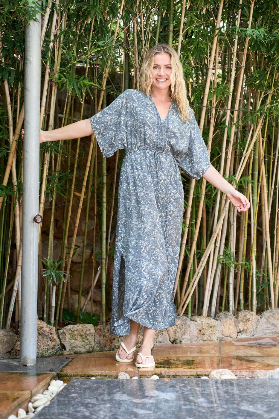 Black Colour Luna V-Hals Maxi Kjole Glory Blue